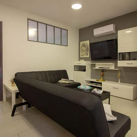 Esperanza Comfortable Villa *